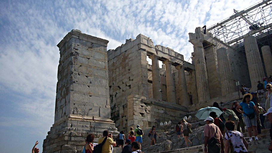 [I Propilei sull'Acropoli di Atene]