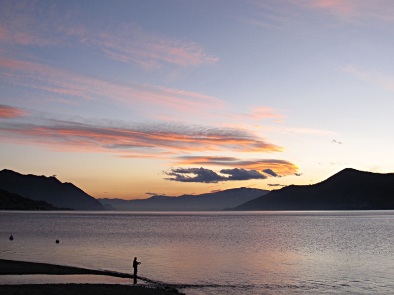 [Tramonto sul lago a Colmenga]