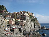 [Il paese di Manarola nelle Cinque Terre]