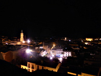 [Panorama notturno della città di Antequera]