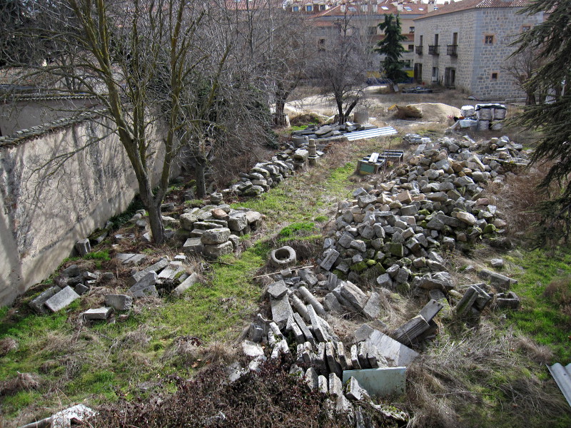 [Quartiere degli scalpellini ad Avila]