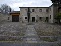 [Cortile del Convento de la Encarnación a Avila]