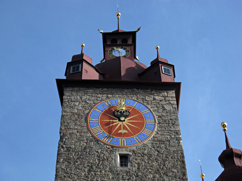 [Orologio della Kornmarkt di Lucerna]