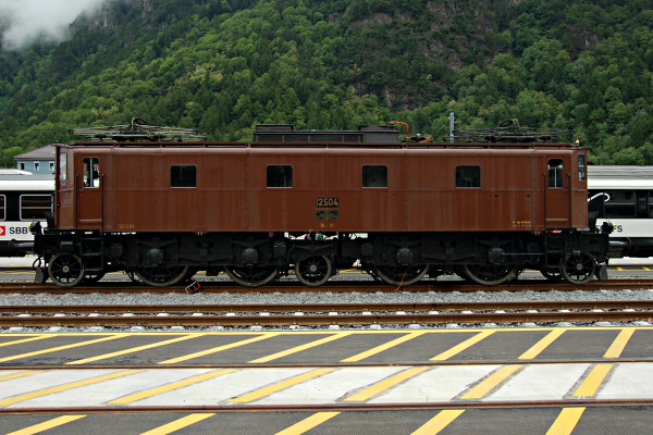 [Locomotiva elettrica Be 4/7 12504 (Erstfeld, 4 giugno 2016)]