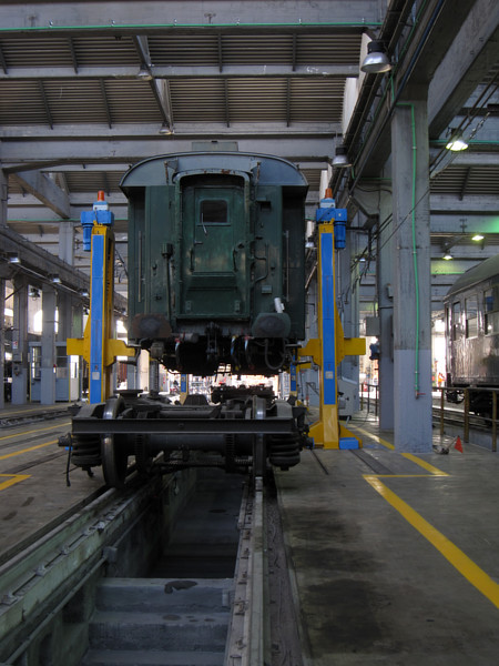[Carrozza   frenografica  Vfrz&nbsp;801050   "Grillo"  nella
Squadra Rialzo Milano Centrale.  Milano, 24 marzo 2019.]